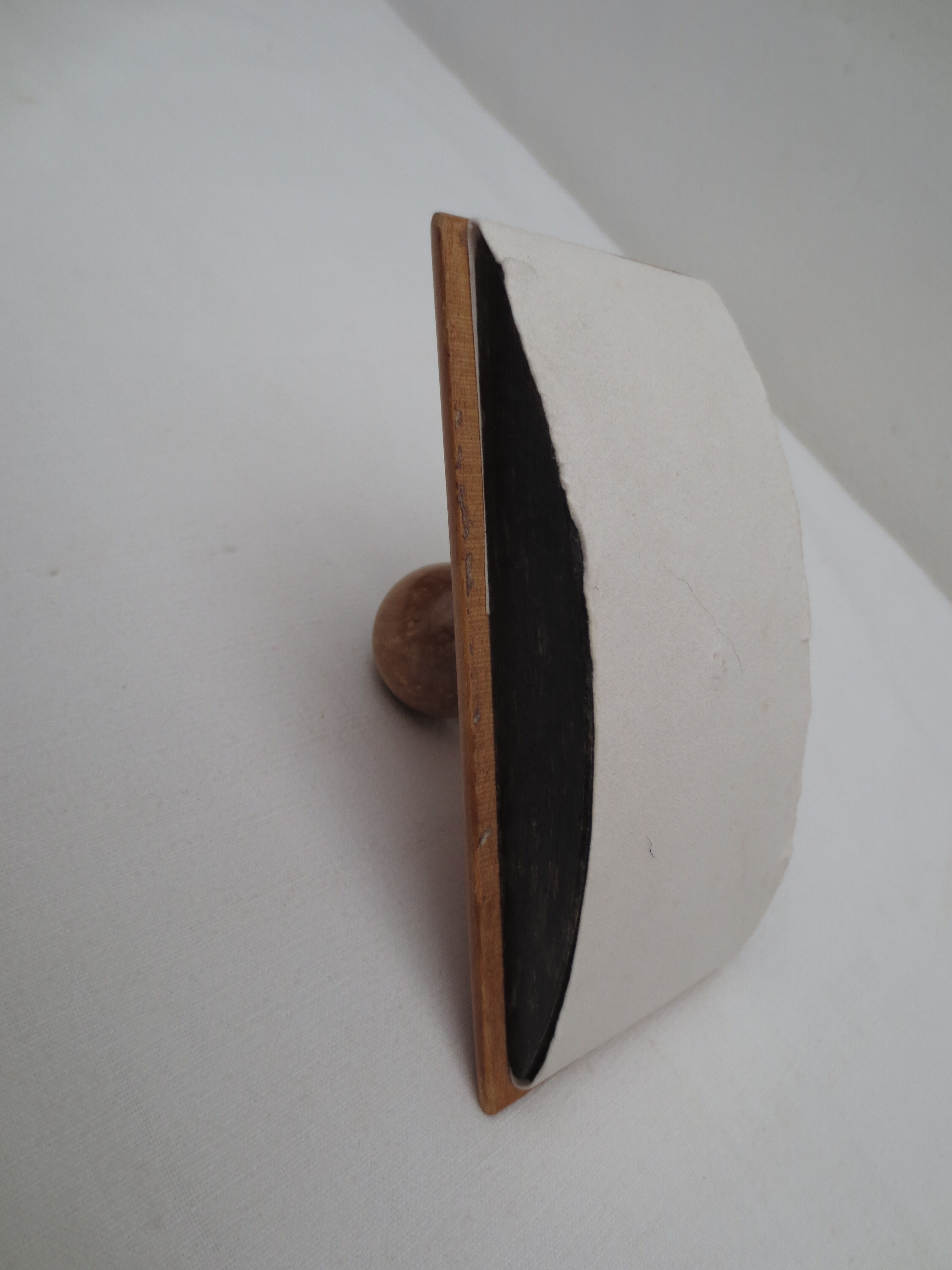 Wooden blotting stamp