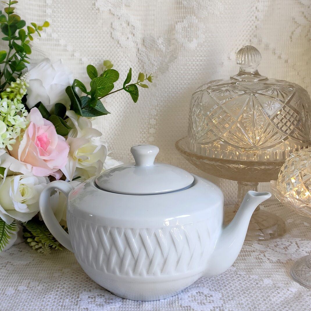 Théière en porcelaine Deshoulières
