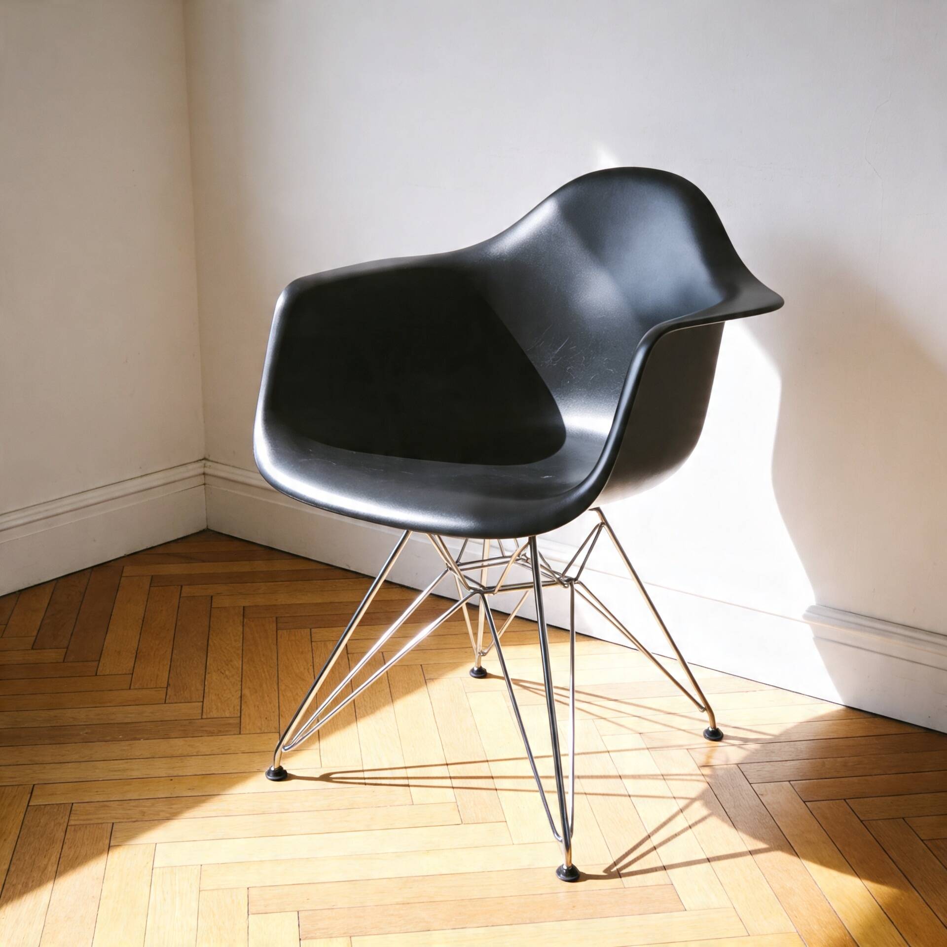 DAR chair, Charles & Ray Eames