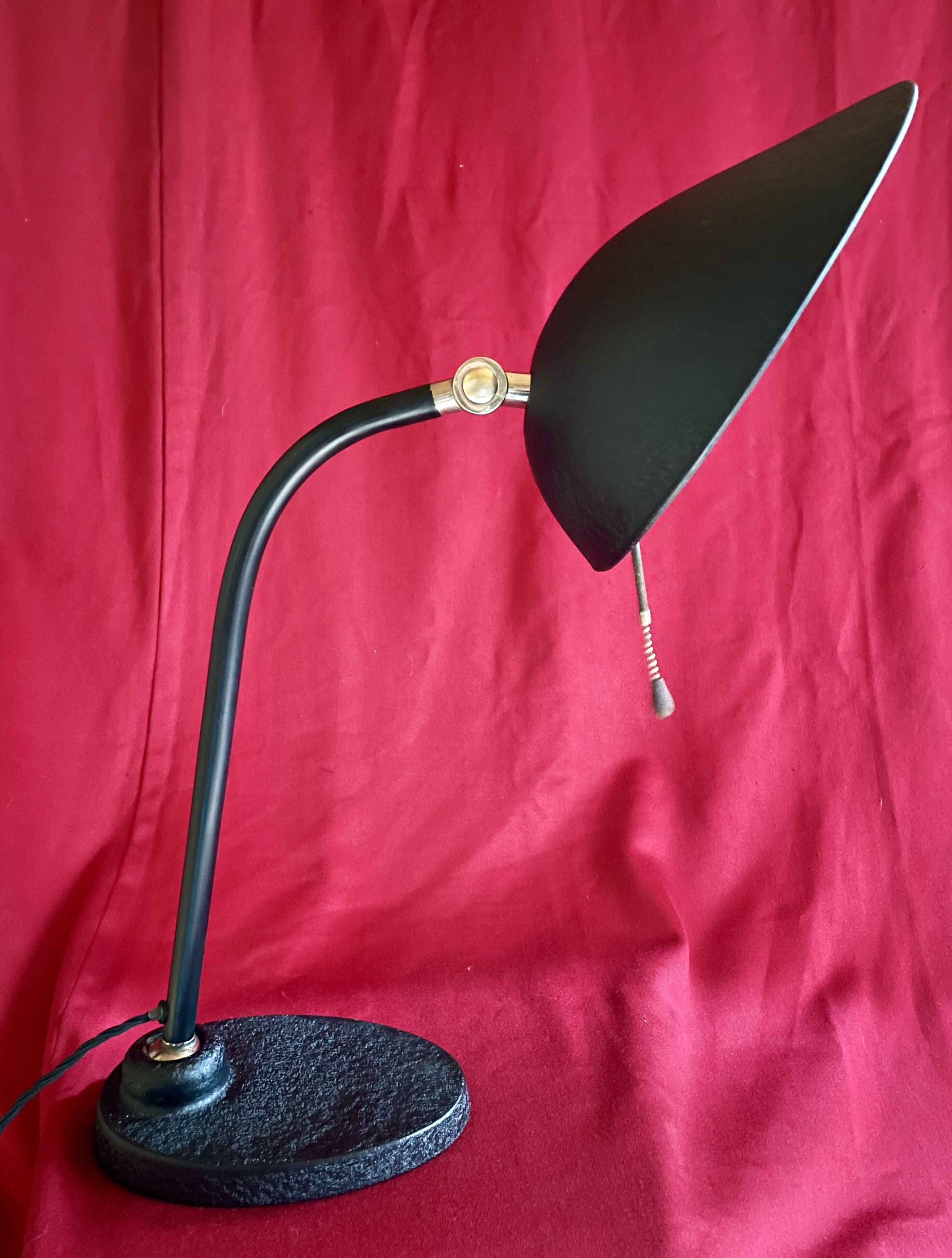 Bag turgi lamp 1930