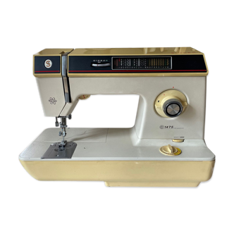 Singer Sewing Machine