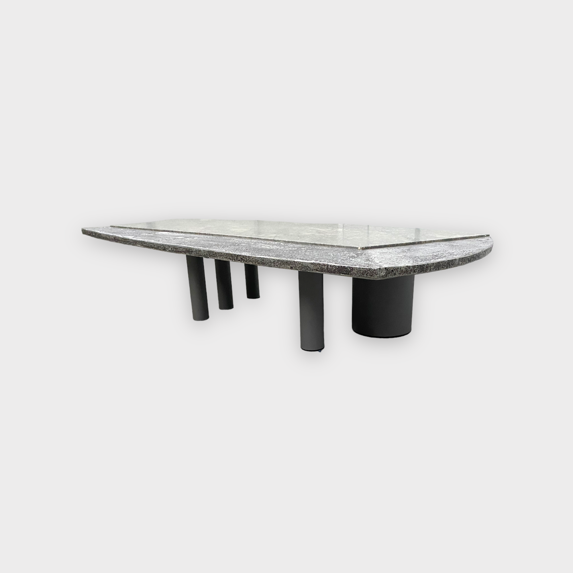 Table basse brutaliste en marble & fer de pia manu, années 1990