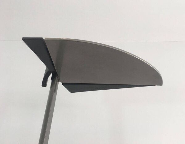 Lampadaire de parquet design. Bruno Gecchelin pour Gruppo Skipper