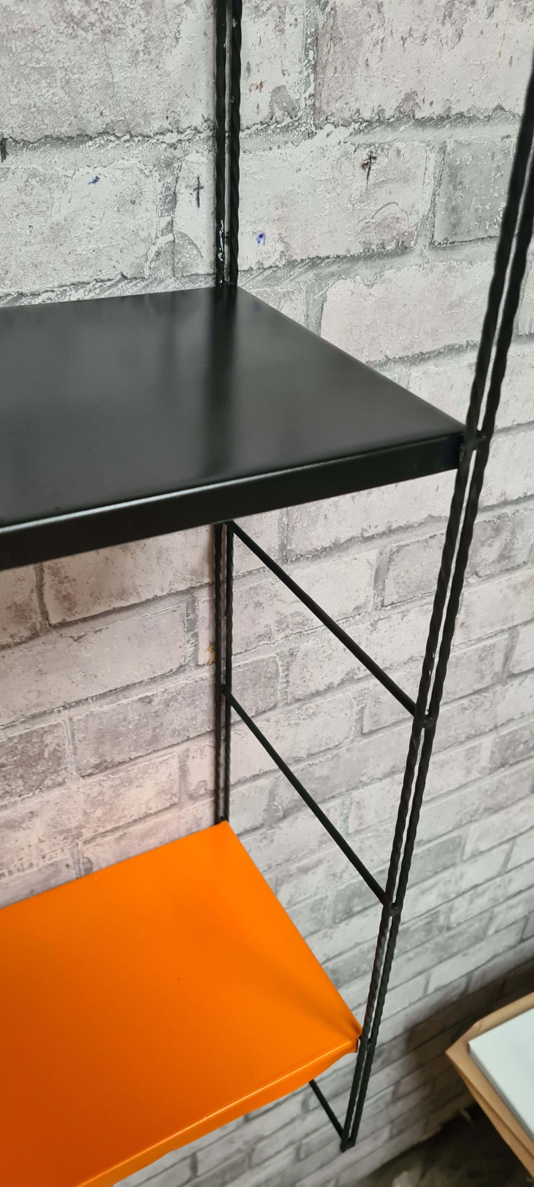 Floor string style tomado 1960 metal 4 tablets 3 studs