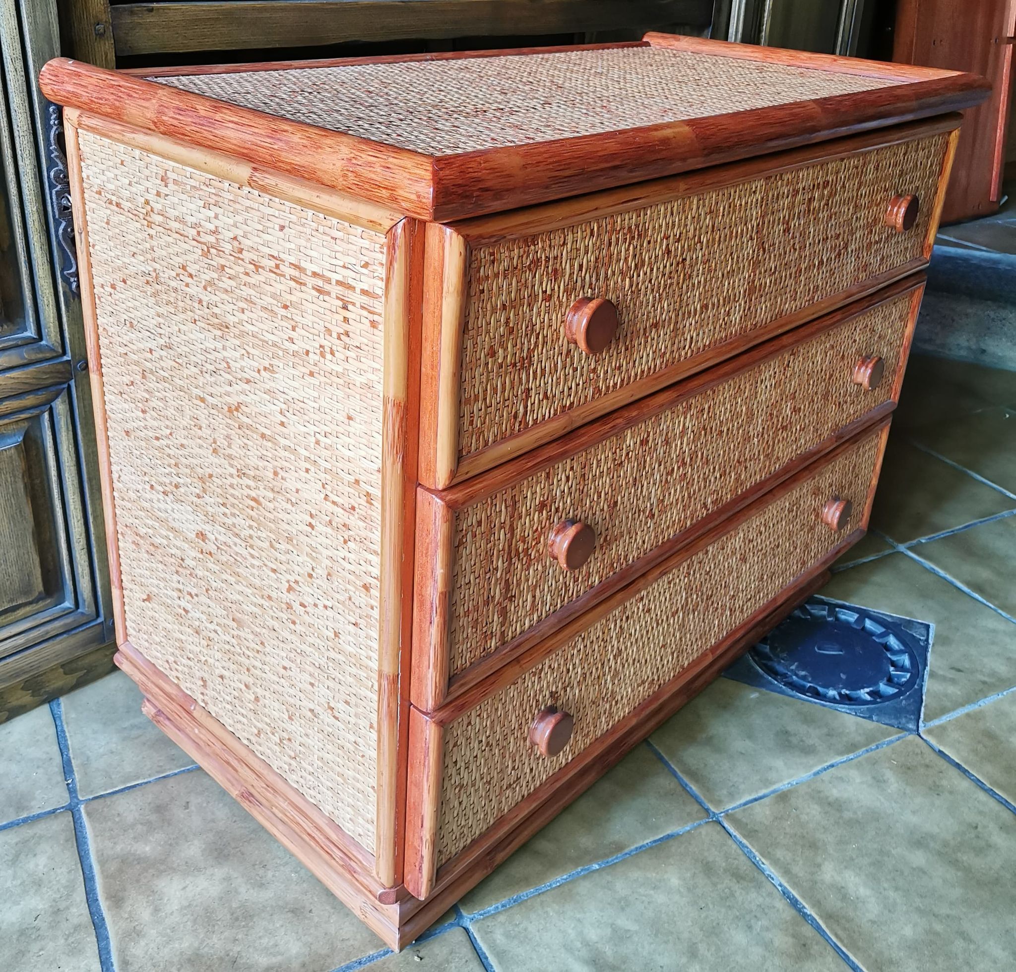 Vintage chest of drawers in rattan and bamboo