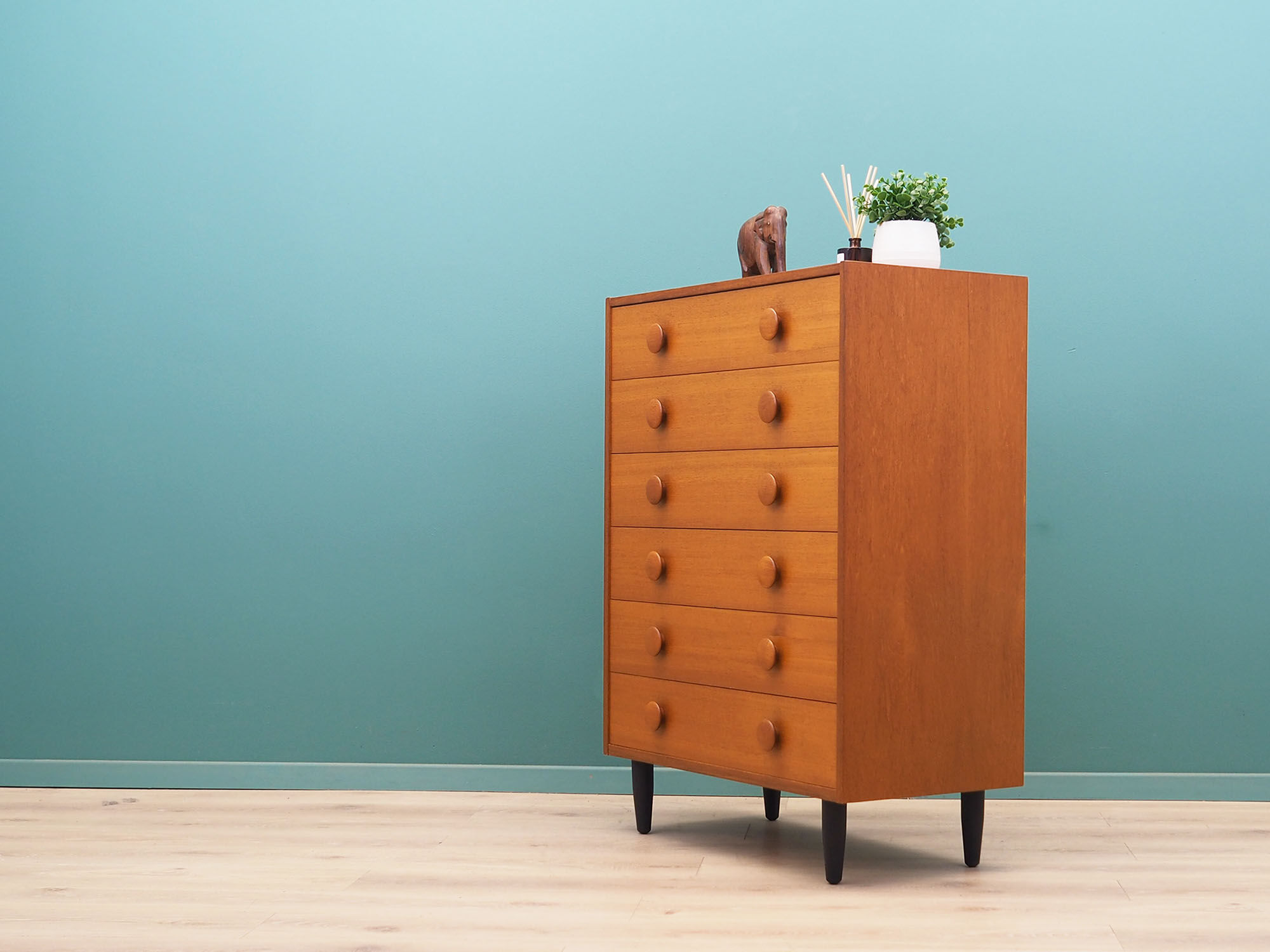 Teak chest of drawers, Danish design, 60s, made in Denmark