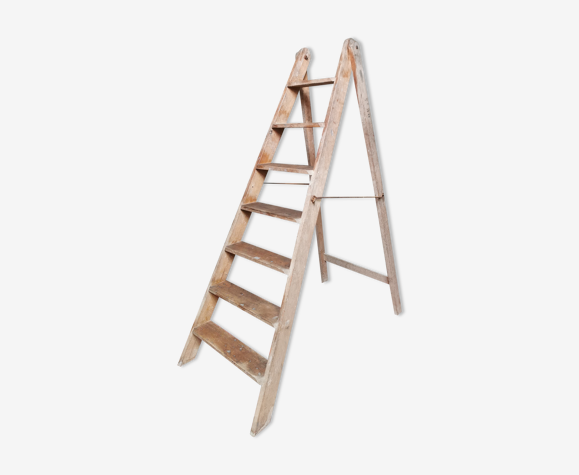 Ancien escabeau bois vintage