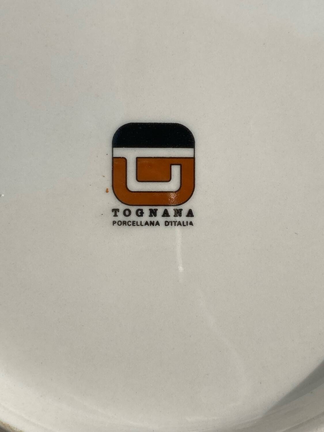 Vintage floral soup plates