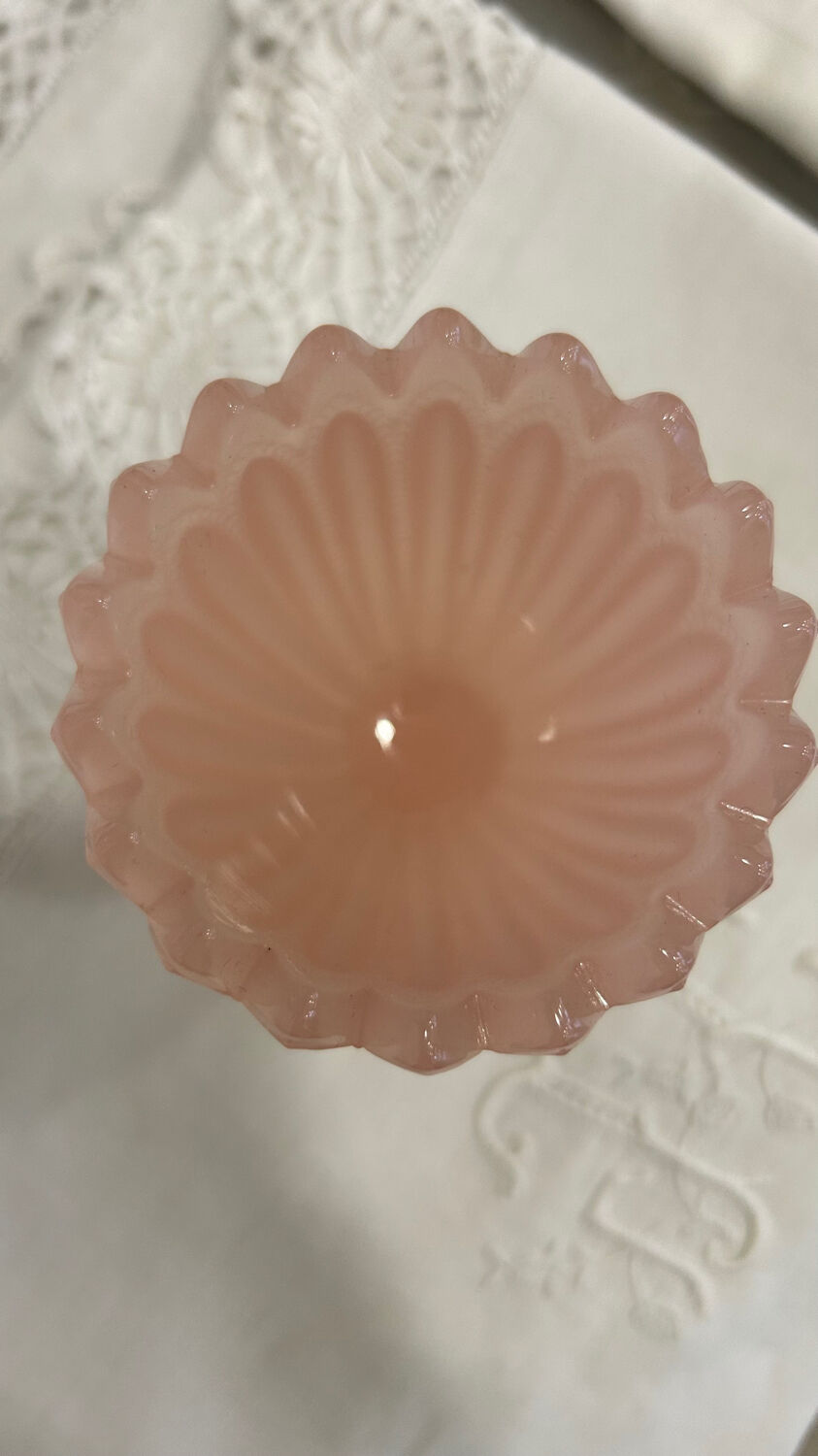 Portieux opaline stemmed bowl