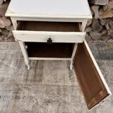 Meuble de rangement ancien rénové