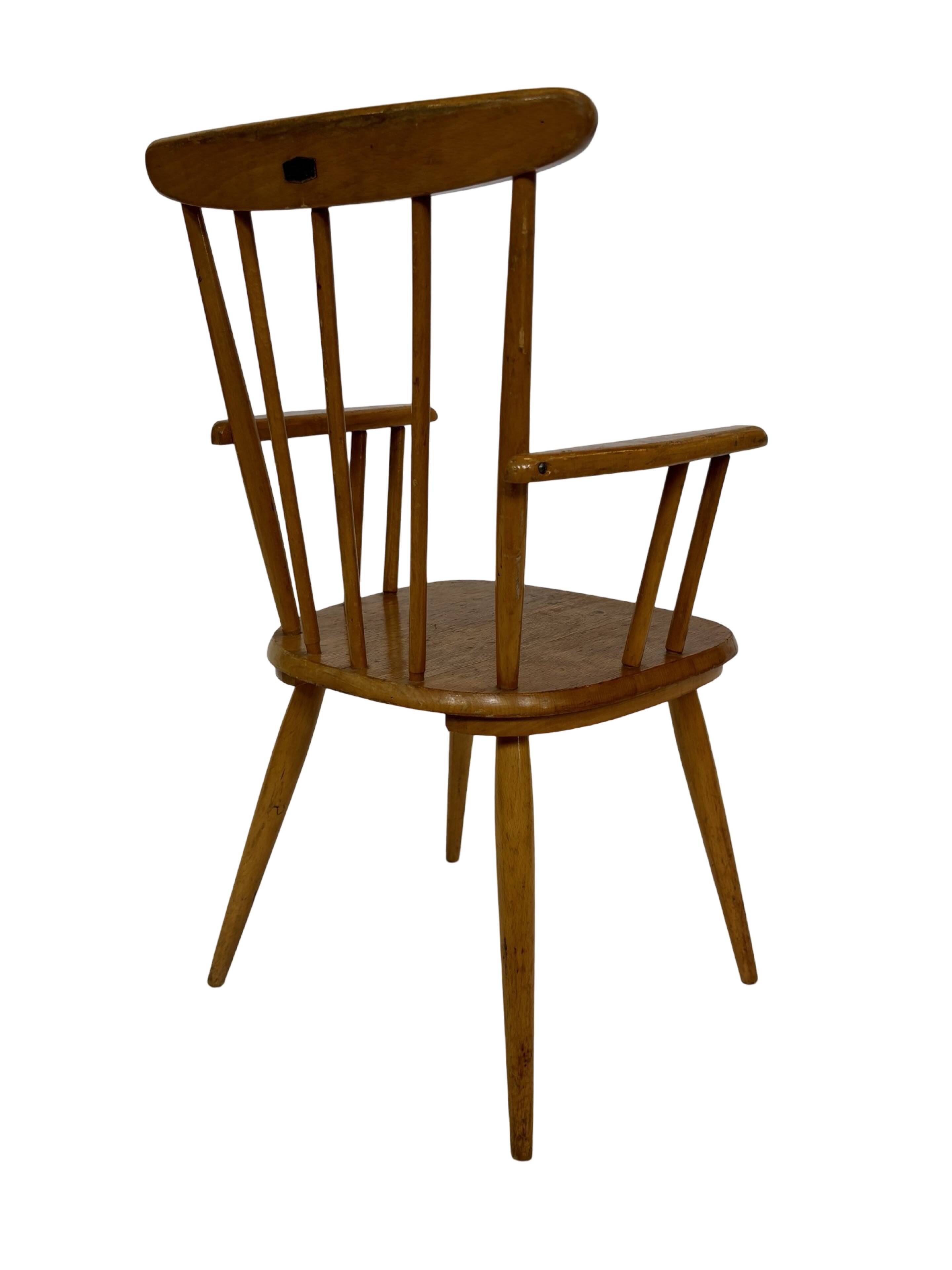 Vintage children's chair children's room slatted chair design 50's