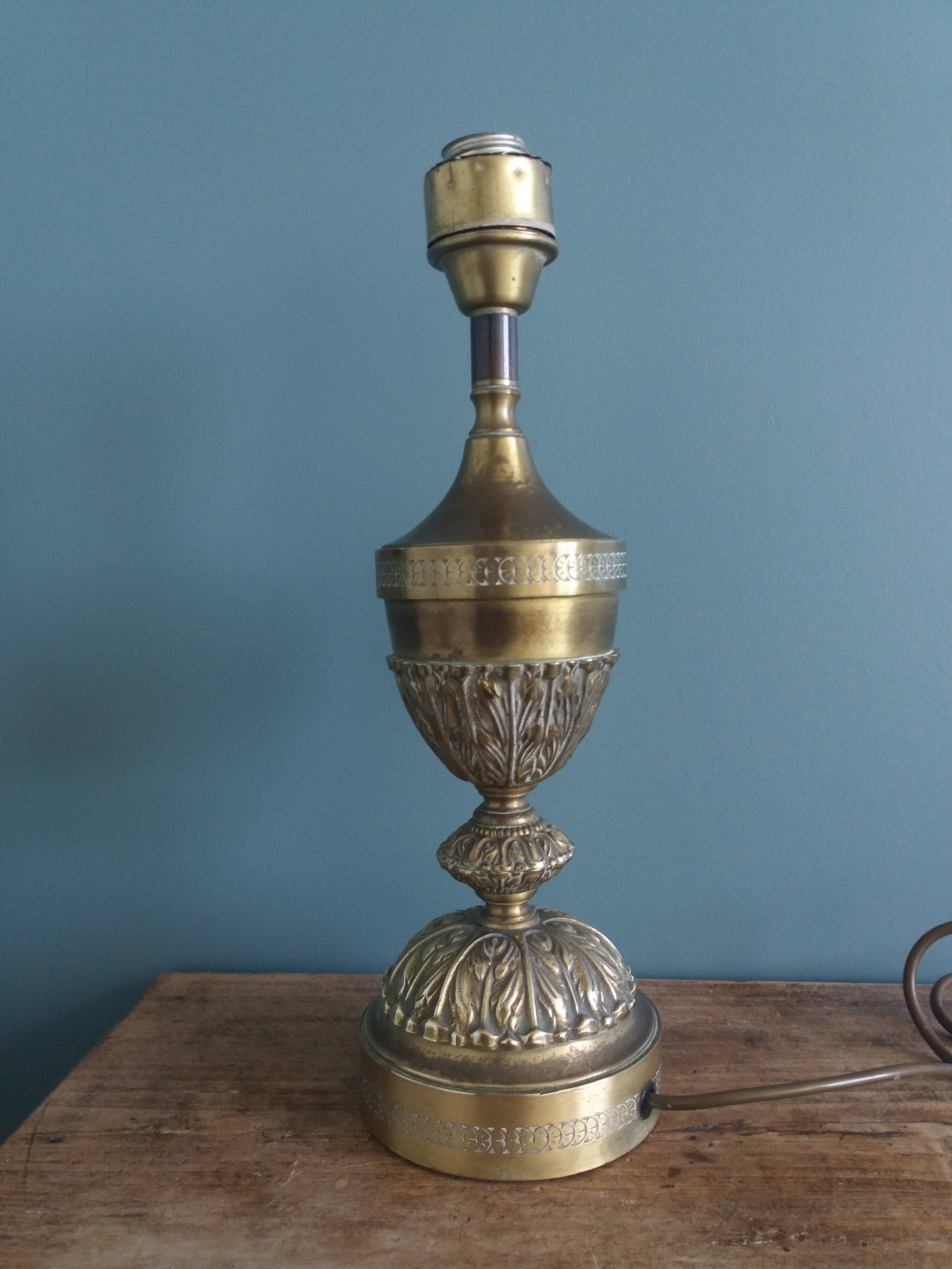 Bronze gilded brass foot lamp