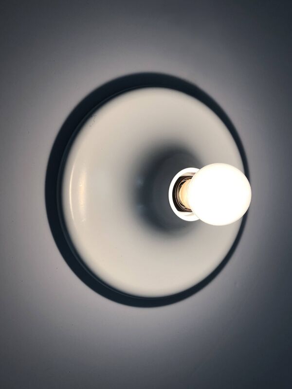 Paire d'appliques murales targetti disque, ovni, italie années 1970