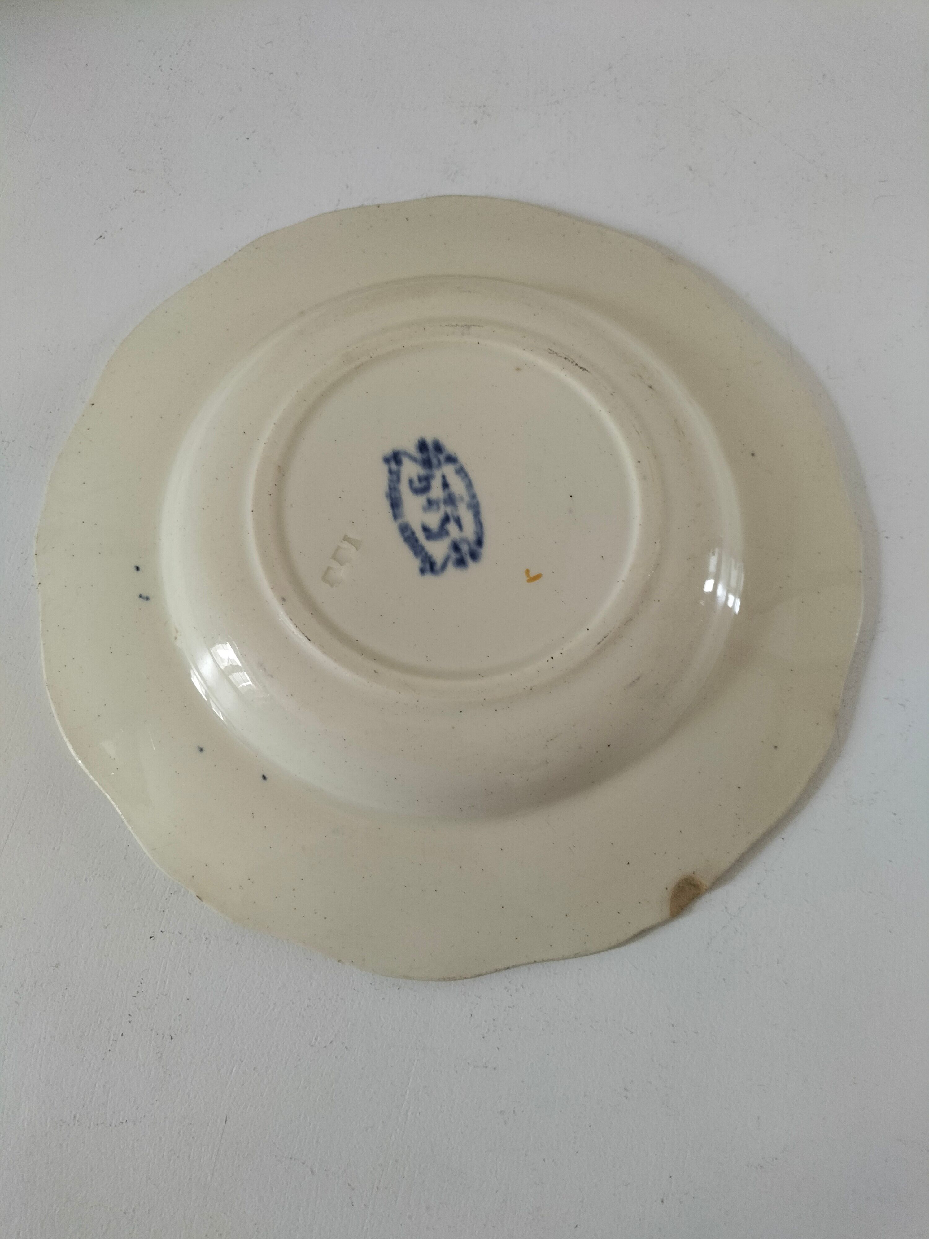 K&G Lunéville "Rouen Clover" plate circa 1880-1900