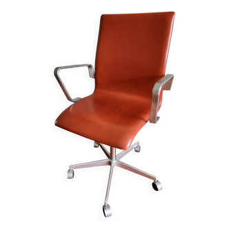Fauteuil Oxford Fritz Hansen en cuir noyer