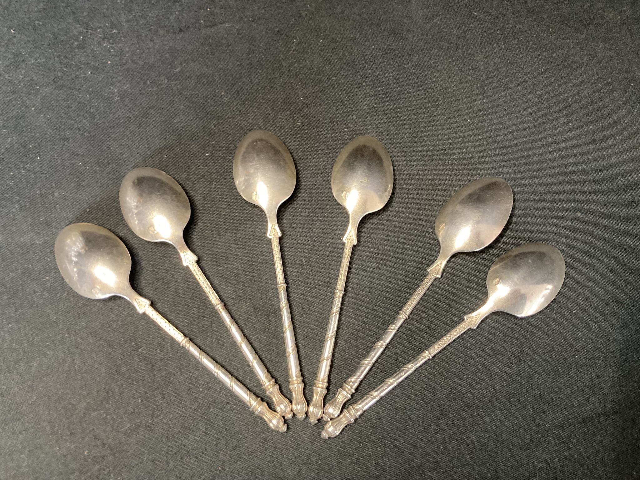 Tableware, suite of 6 small silver spoons early twentieth century