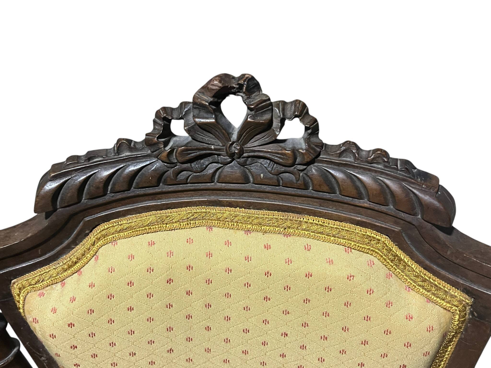 Queen's chair in Louis XVI style, wood and fabric, late 19th century.