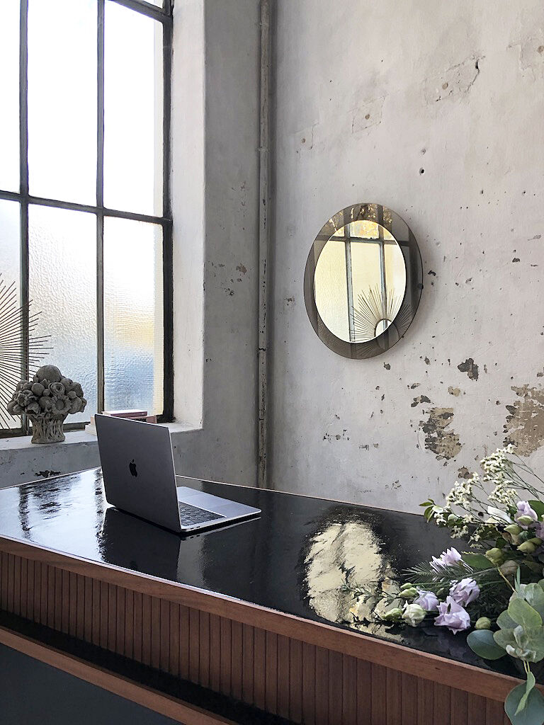 Smoked round design mirror Veca Italy