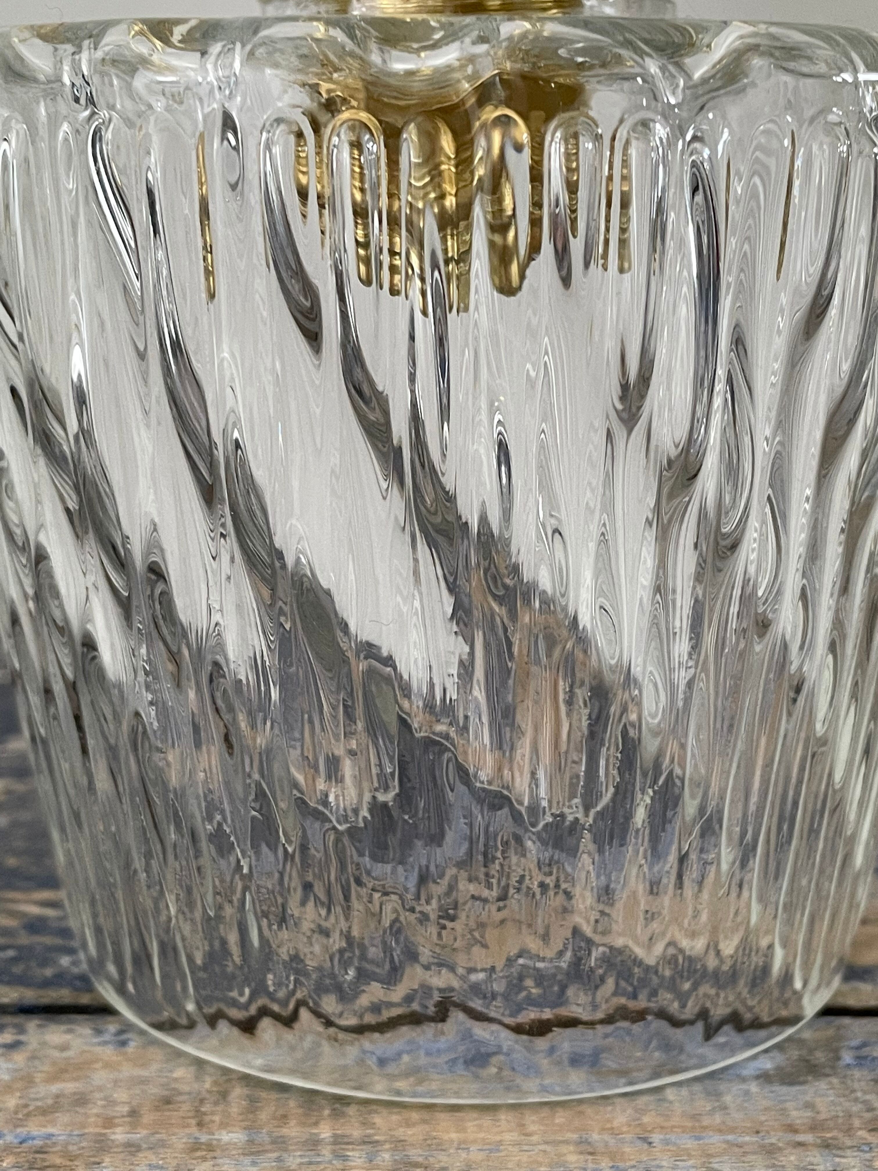 Paire d’appliques murales vintage en verre ciselé