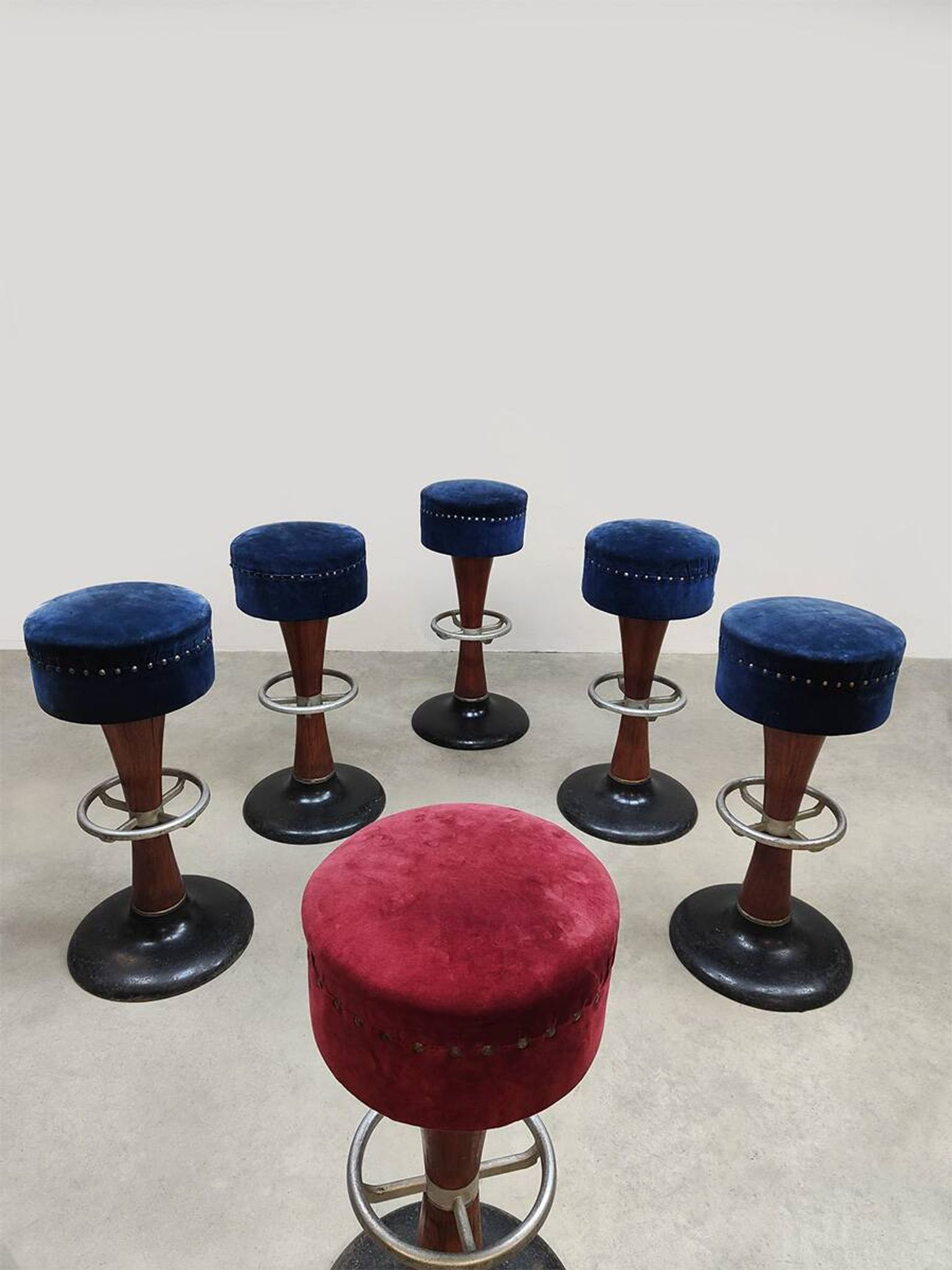 Vintage French café bar stools Art deco style