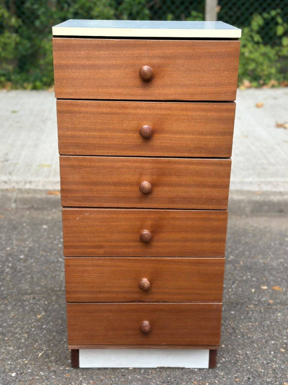 Scandinavian Mid-Century Modern chest of drawers with 6 mahogany and white wood drawers 19