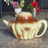 Brioche teapot
