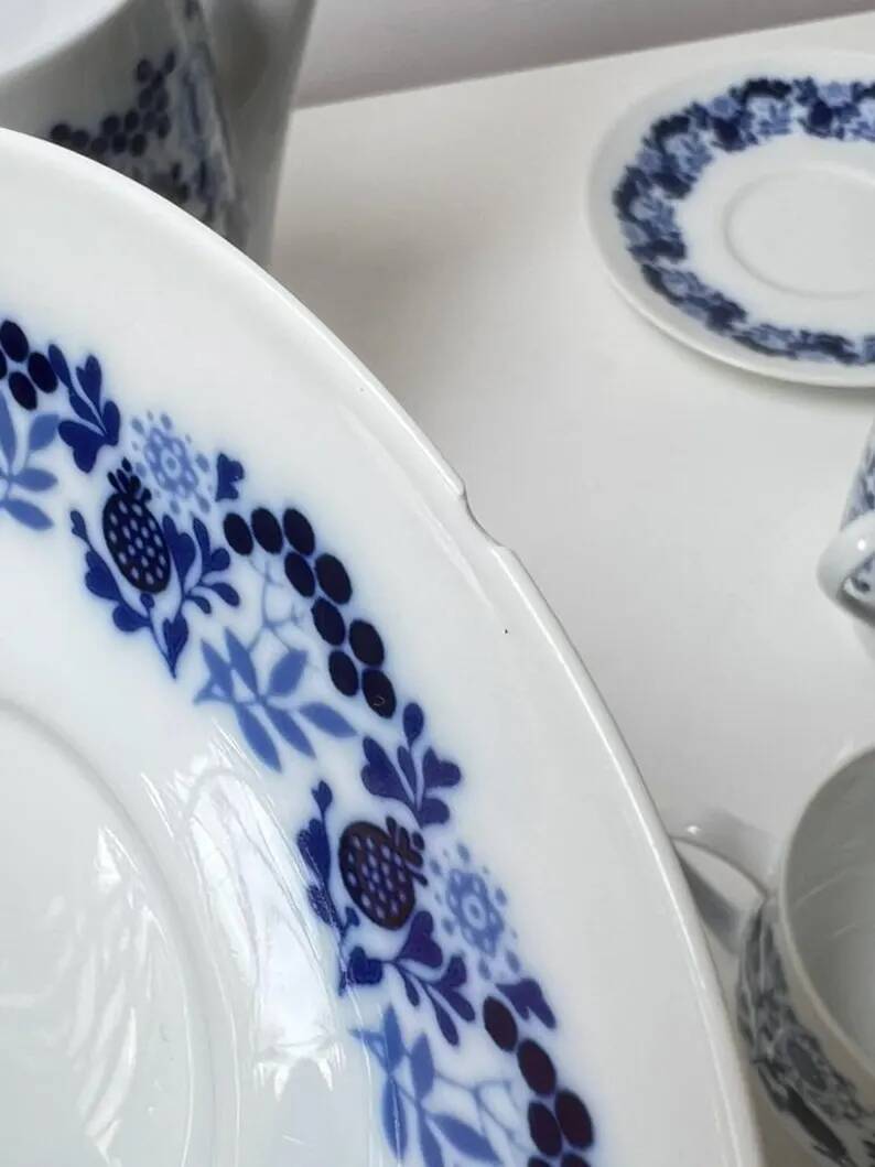 Vintage Melitta coffee service – White porcelain with blue flowers – 1970s – Made in Germany