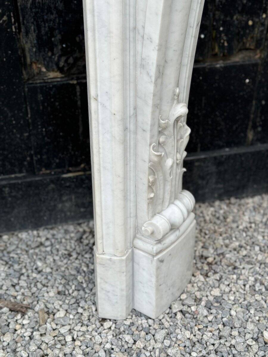 Louis XV style fireplace in Carrara marble circa 1880