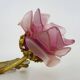 Paire d'Appliques murales en bronze à décor de noeuds à 2 bras à tulipe mauve Signées DP. Années 40