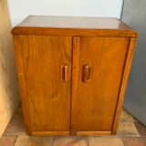 Cabinet with lockers