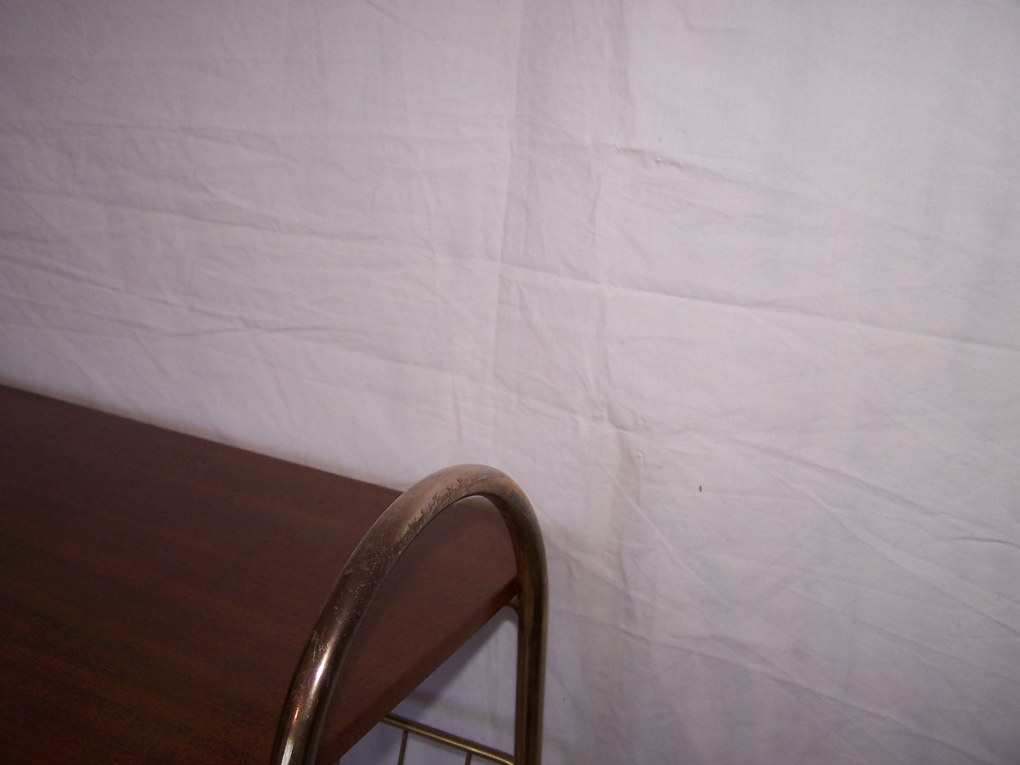 Occasional door-vinyls and magazine rack in the 1950s furniture