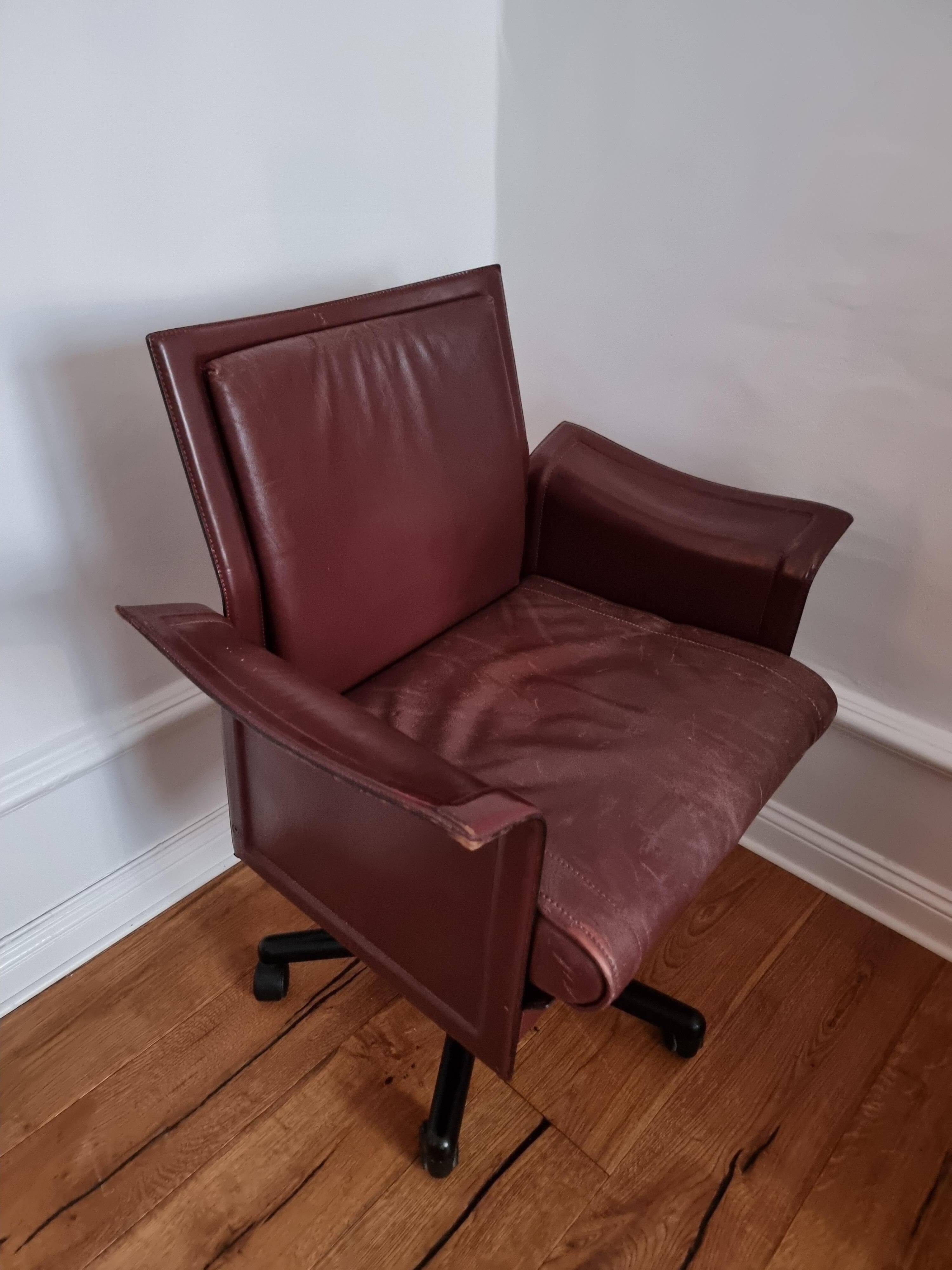 Tito Agnoli, swivel office chair "Korium" for Matteo Grassi, Post-Modern / Italy