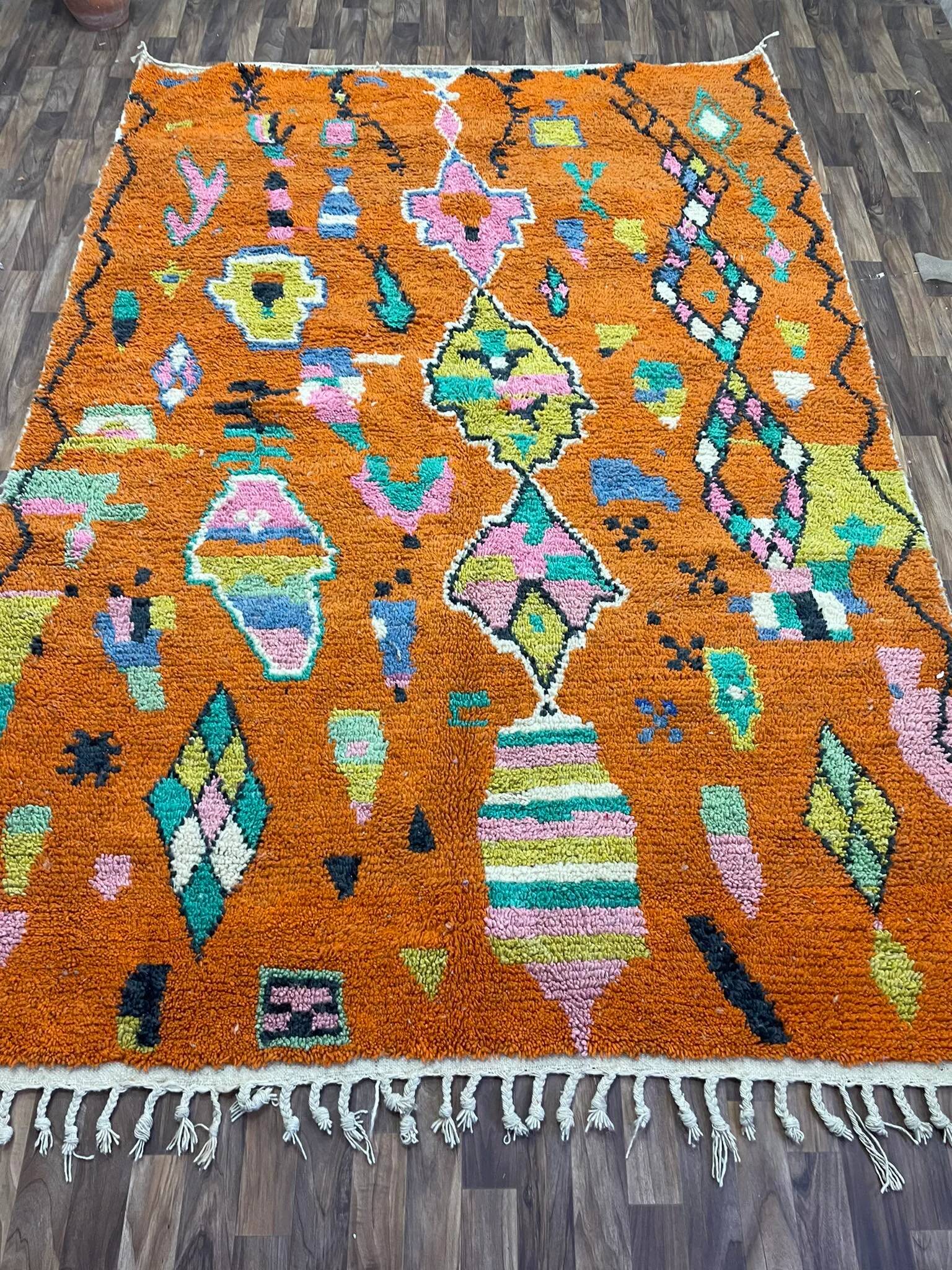 Unique Moroccan rug in natural wool 2.5x1.5 m