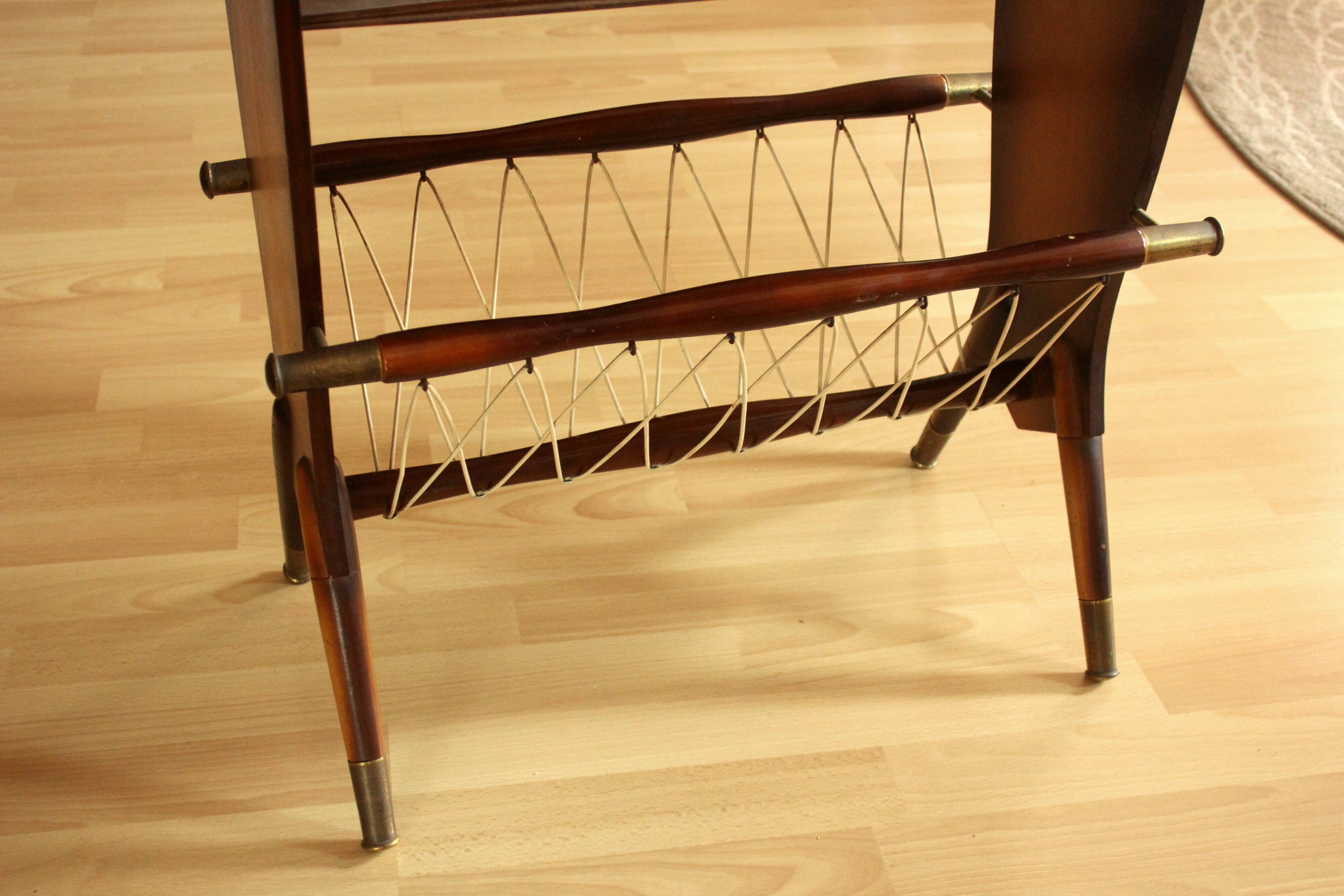 Original 1950s side table with magazine rack - Vintage
