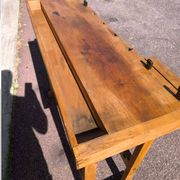 Small vintage carpenter's workbench in solid wood – Charming console