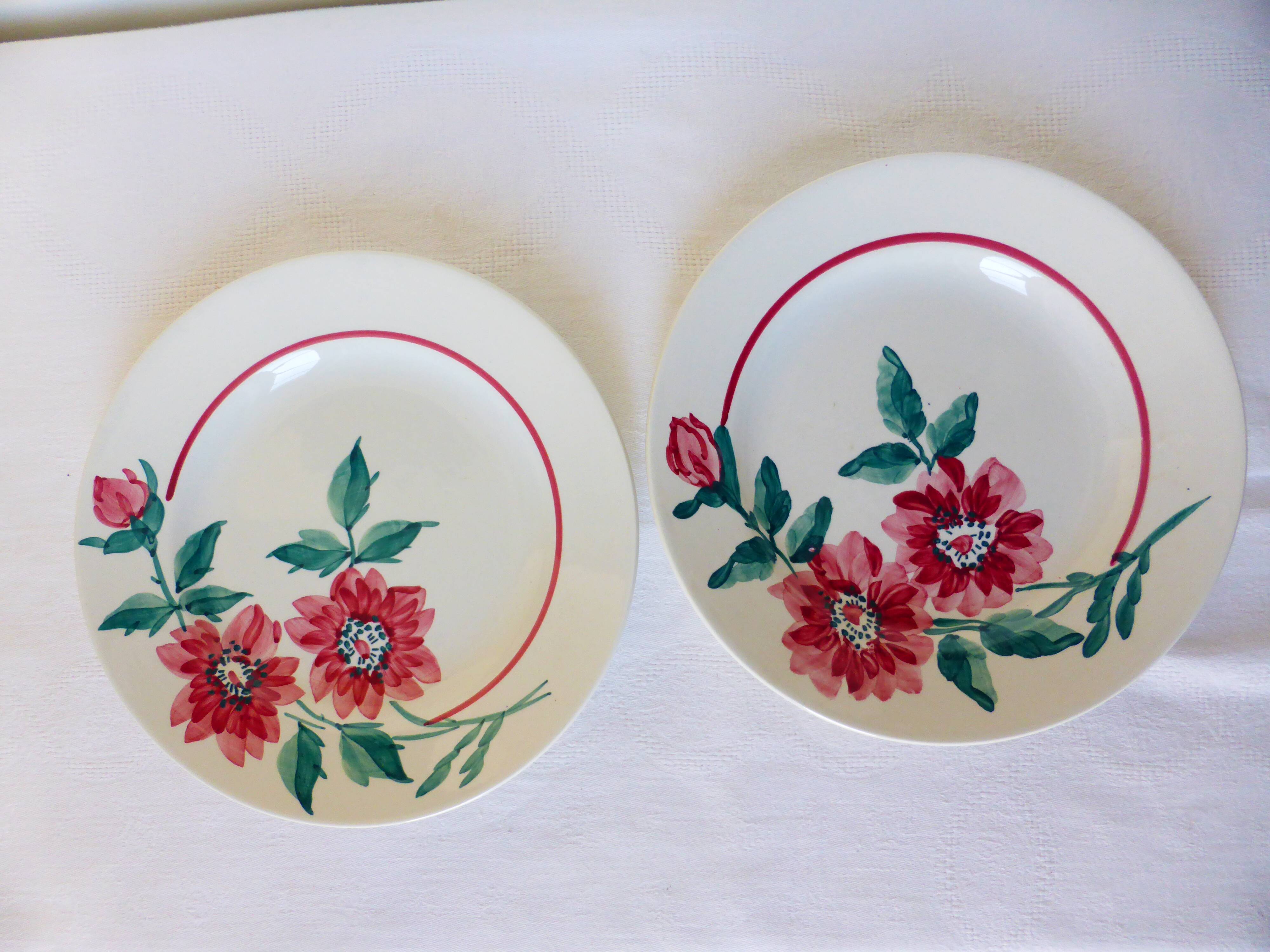 2 flat plates of Sarreguemines model Monceau