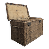 Wicker travel trunk