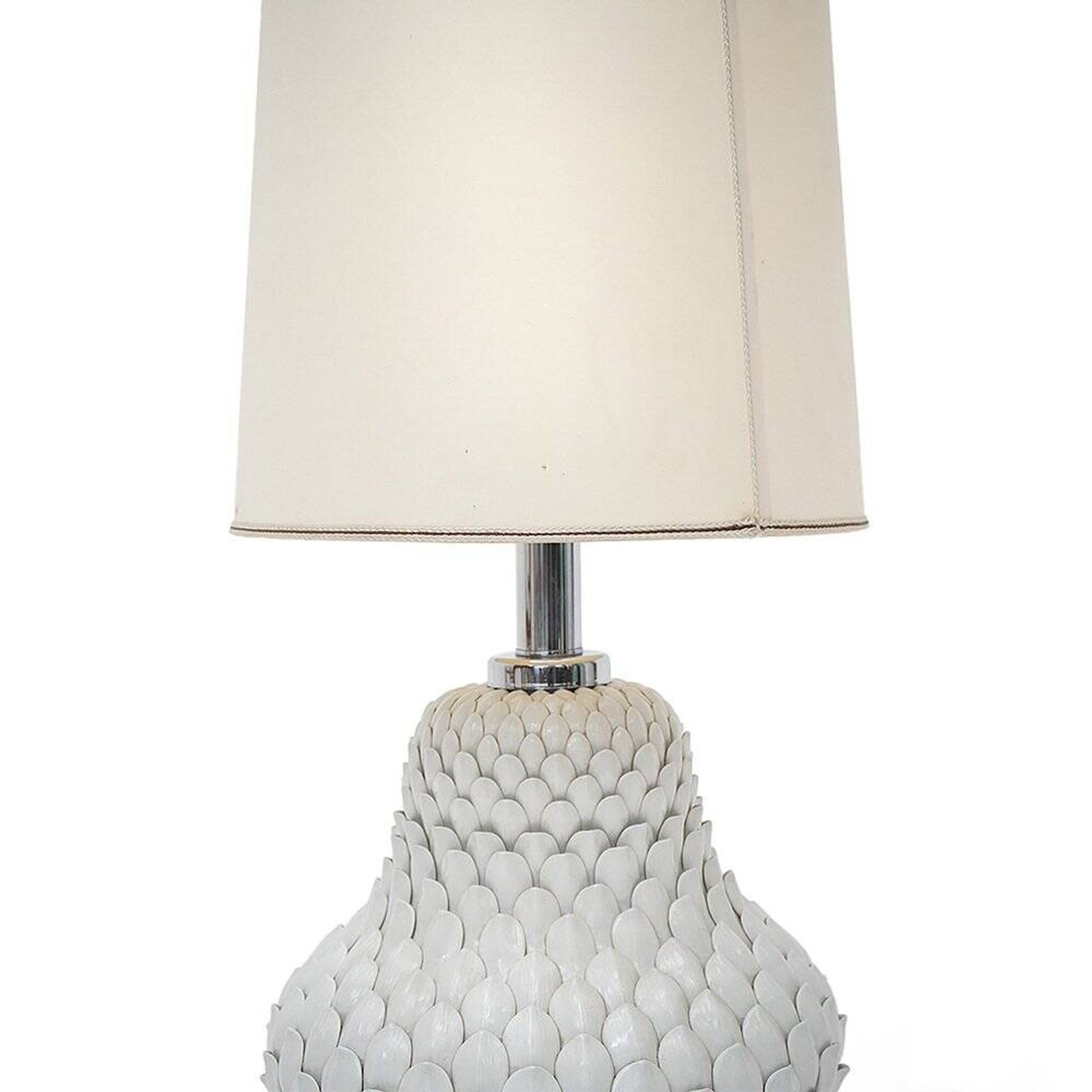 Artichoke table lamp in white ceramic, 1970s