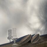 Vase sur pied en verre transparent