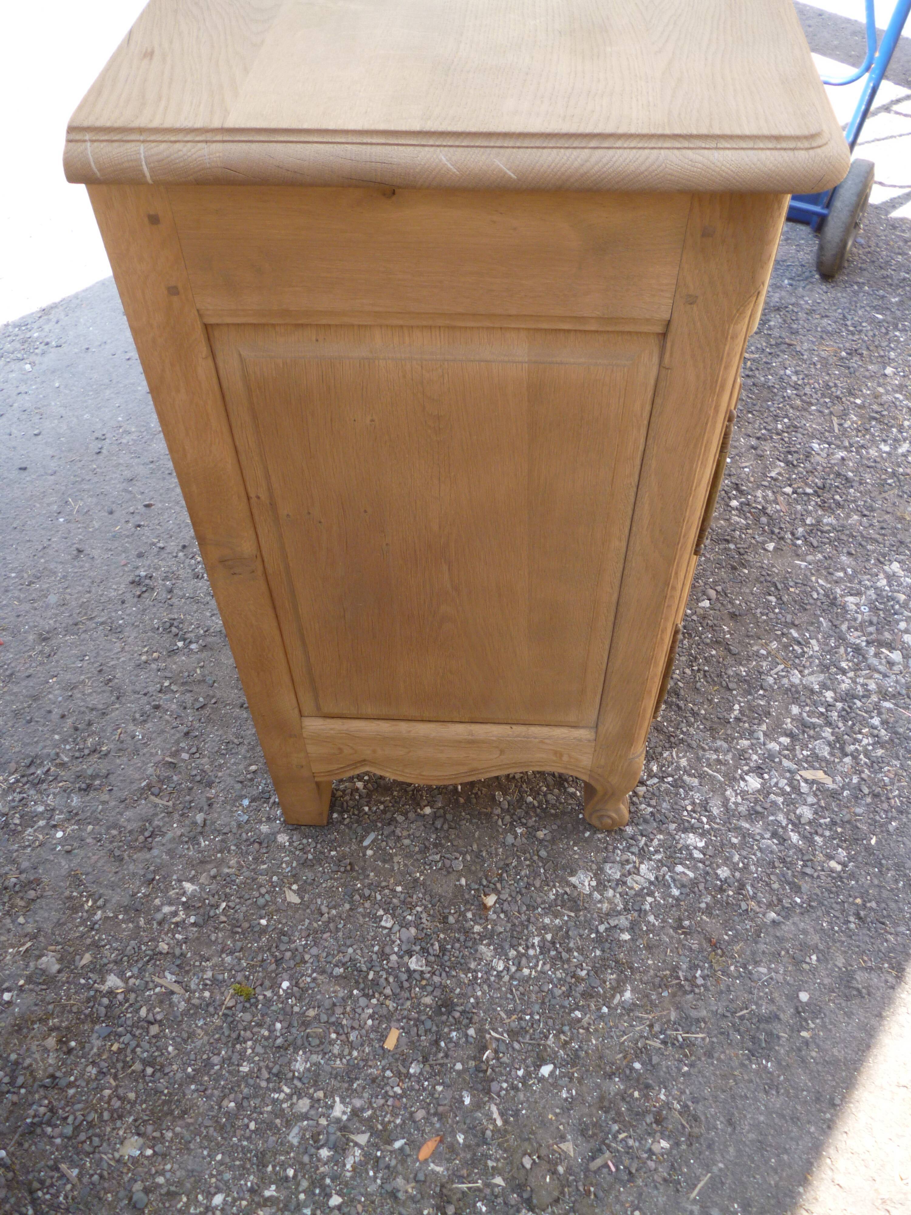 Bahut Louis XV stripped