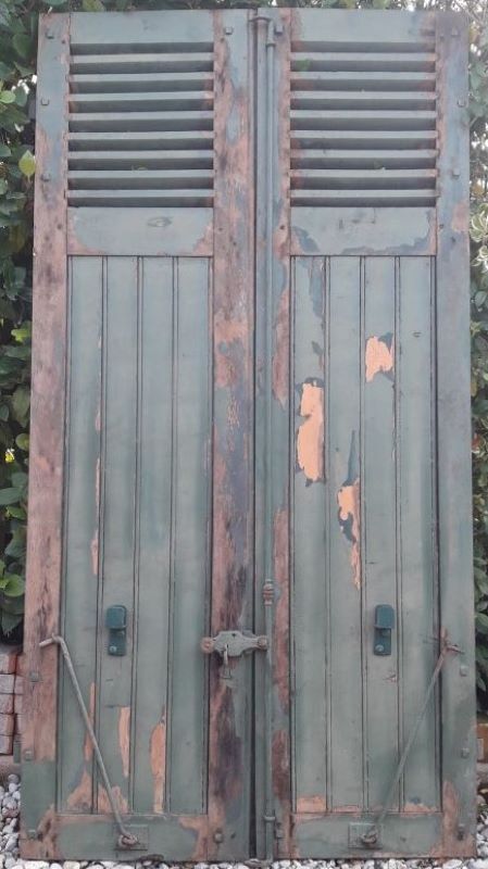 Pair of shutters oak parts with louvers 201,5x106cm