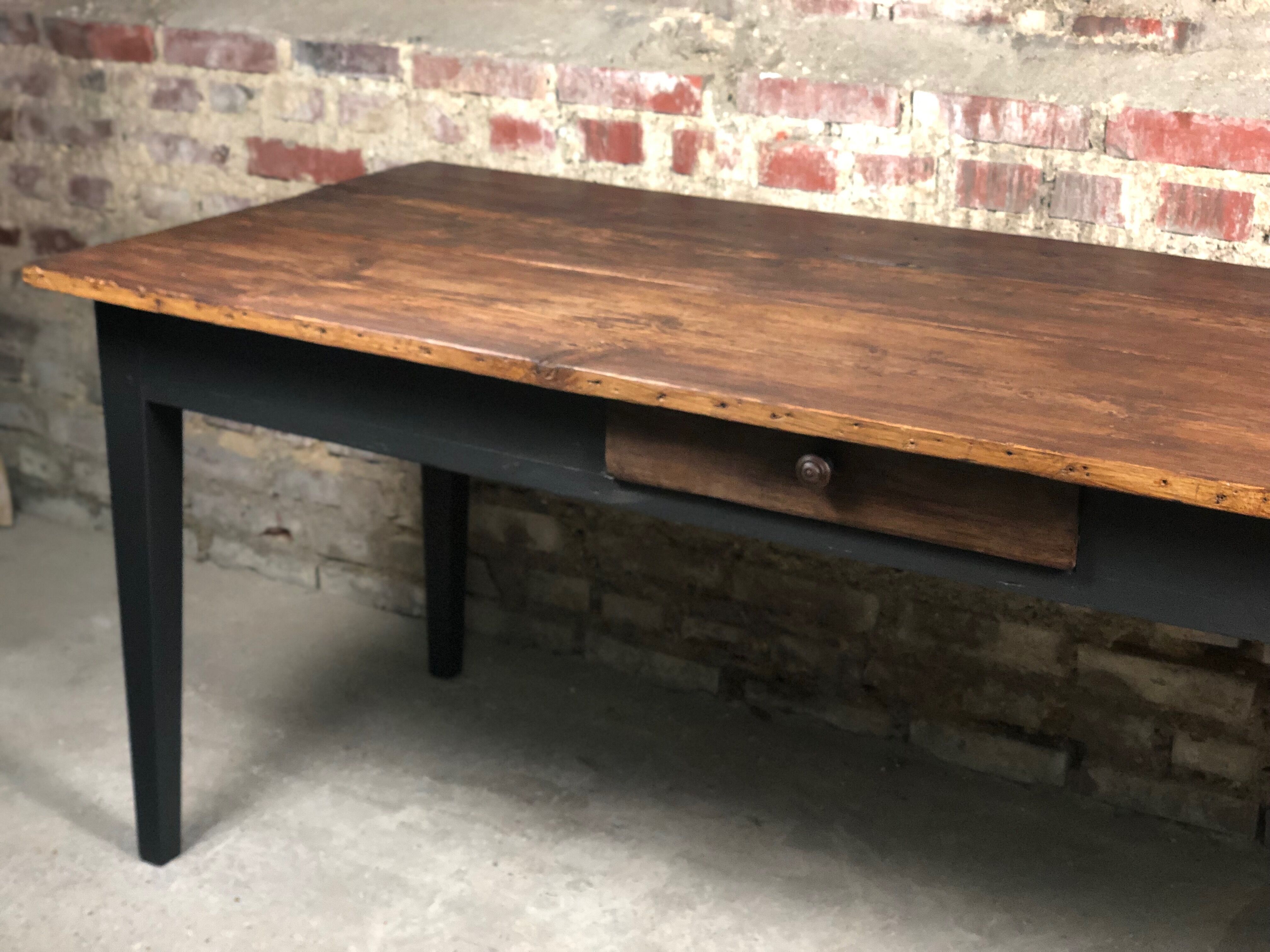 Farm table in pitchpin and pine late XIX