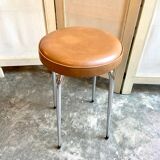 Tabouret en métal chromé et skaï fauve années 1950