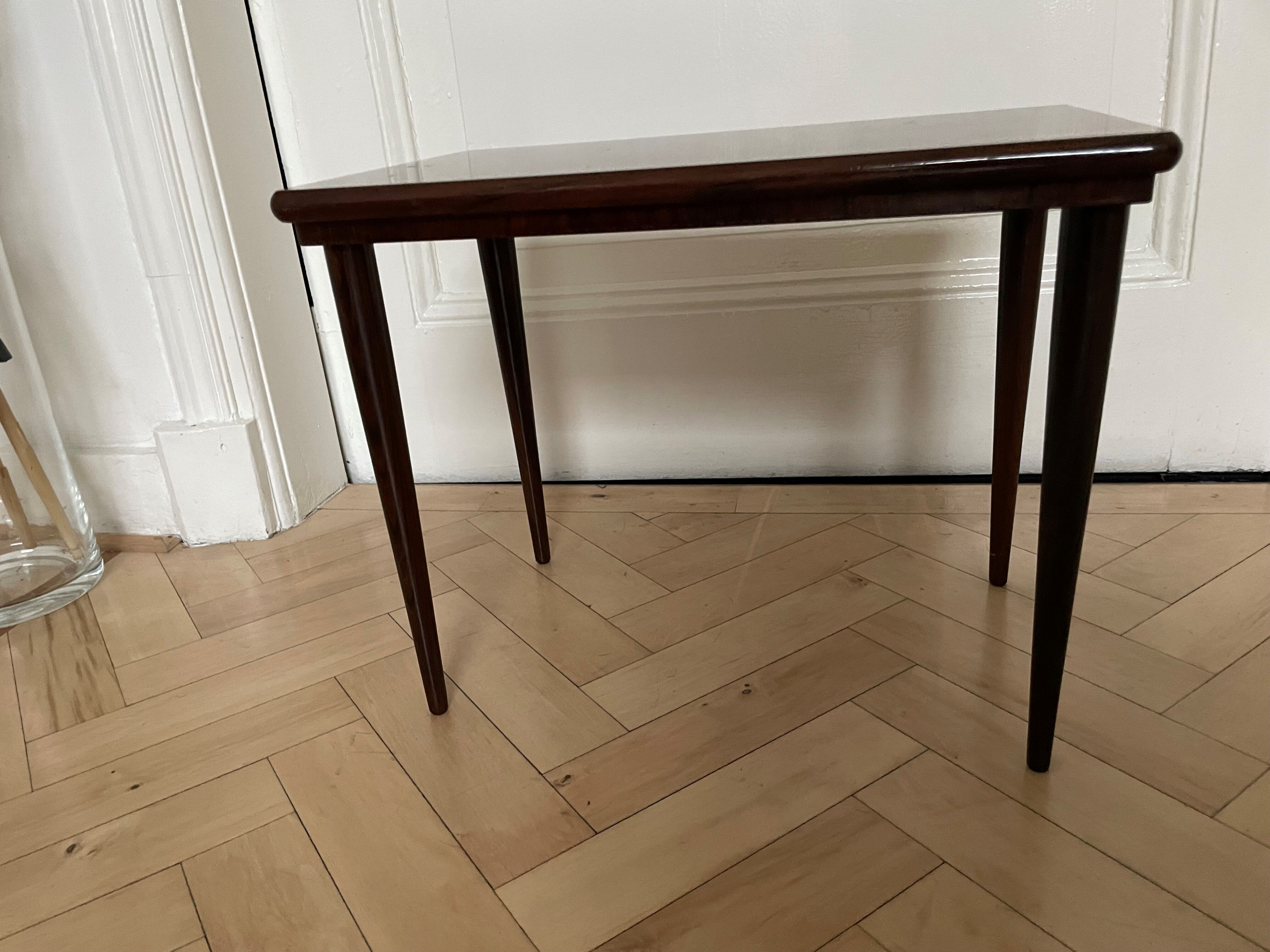 Table d’appoint en palissandre table de chevet fleurie