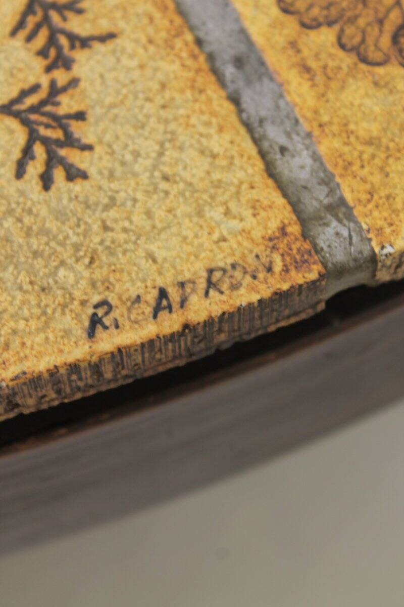Round coffee table herbarium Roger Capron, Vallauris - ceramic and wooden structure