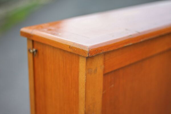 Meuble de rangement, meuble d'école, meuble bois, meuble vintage années 60, décoration intérieur