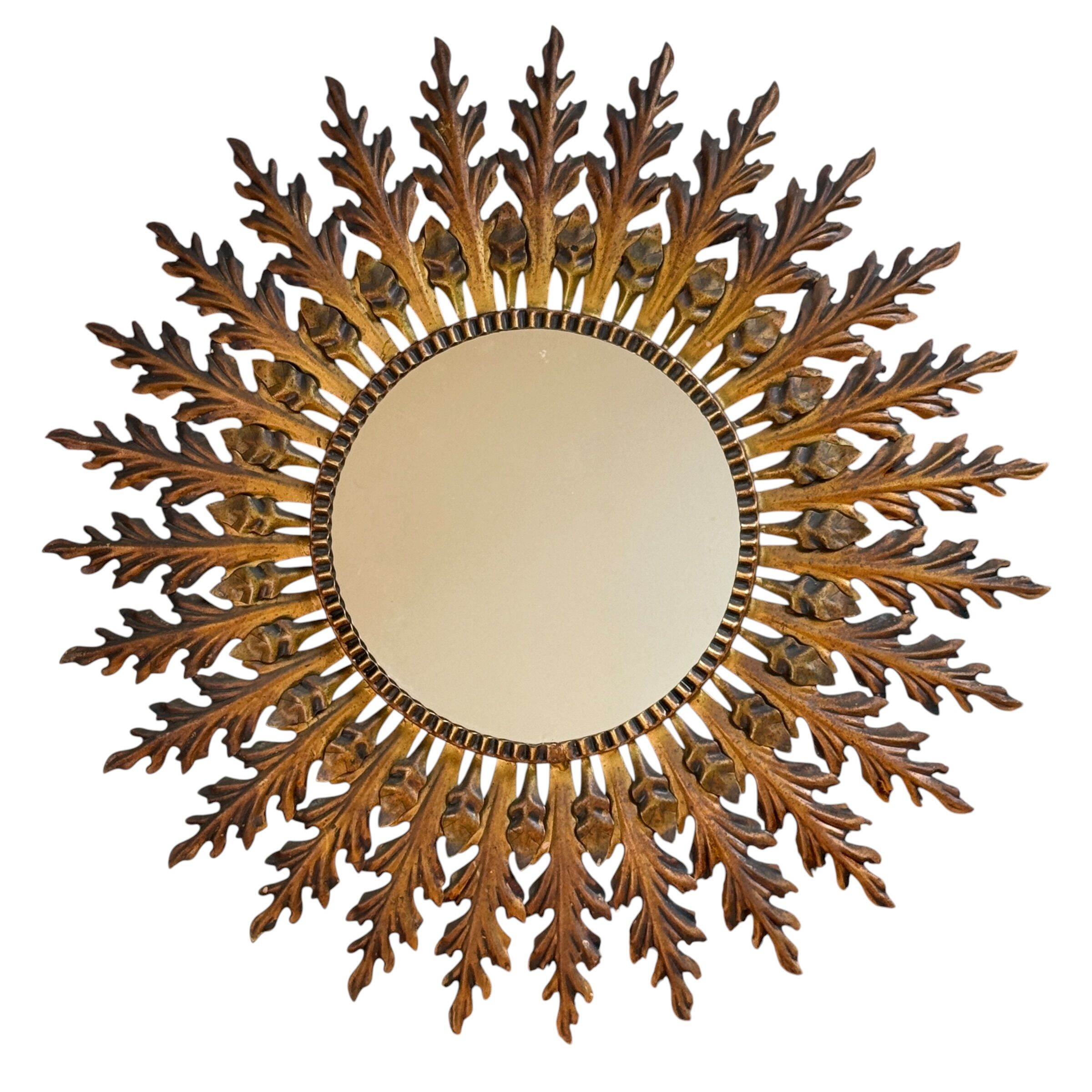 Magnificent sun mirror from the 1950s Italy.