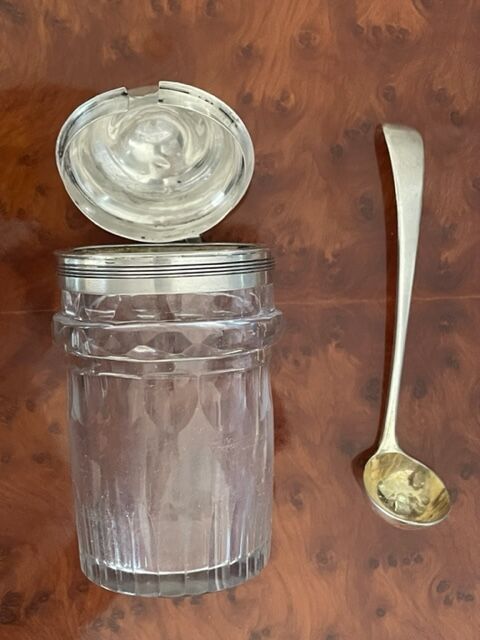 Solid silver and crystal mustard, early nineteenth century.