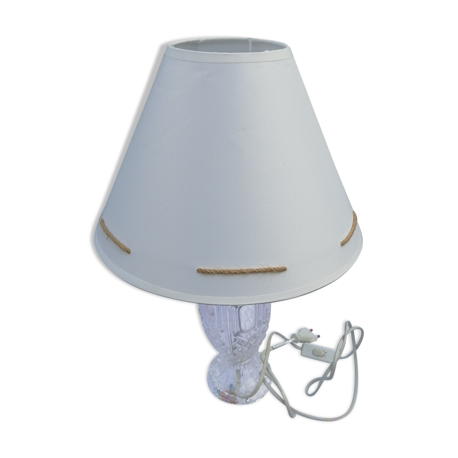 Transparent and white lamp