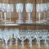 Série de 36 verres coupes cristal taillé/cristallerie de Lorraine